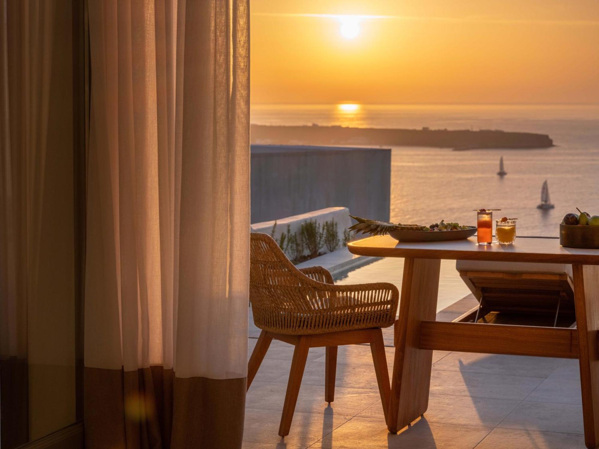 Santo Mine Oia Suites Bagian luar foto