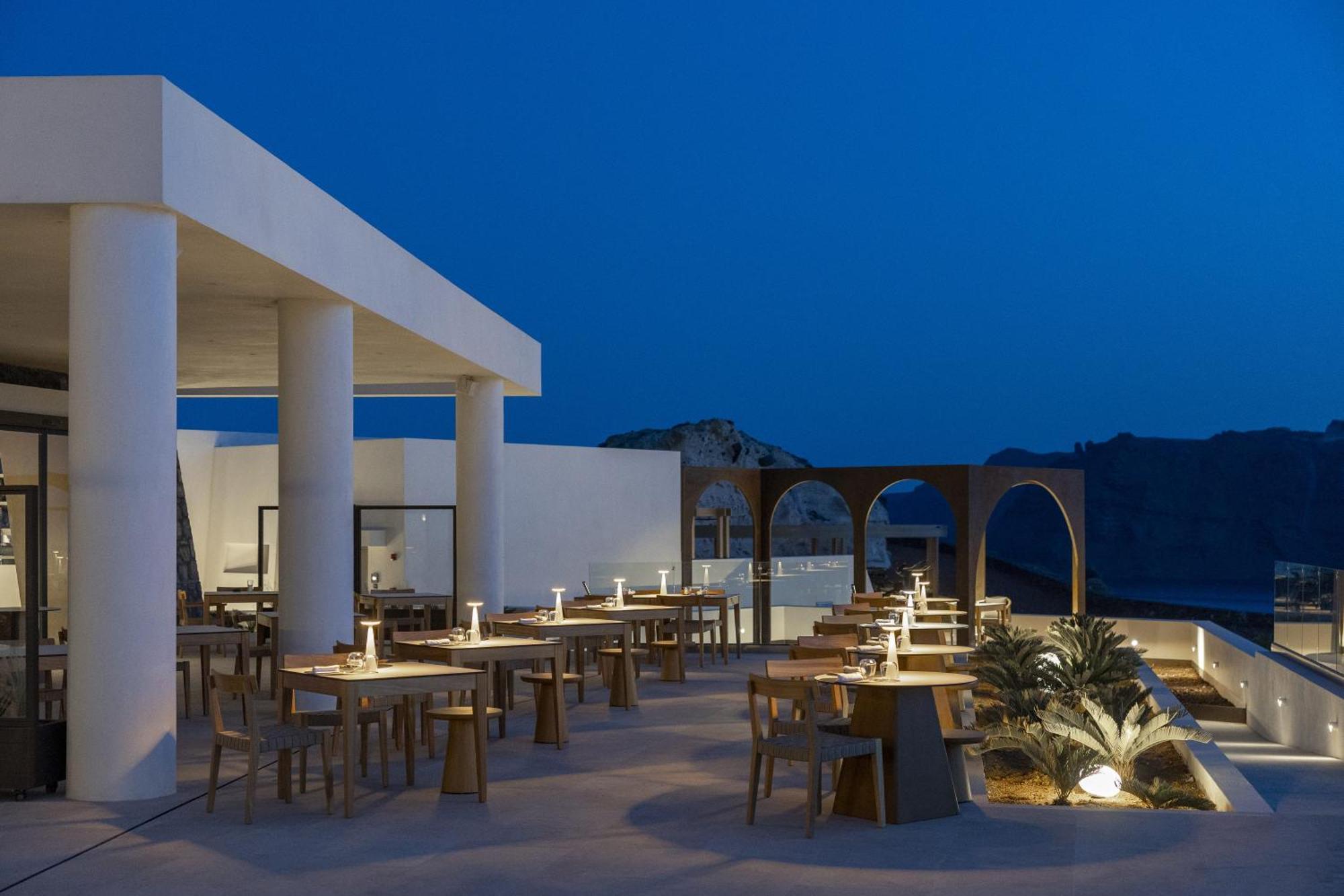 Santo Mine Oia Suites Bagian luar foto