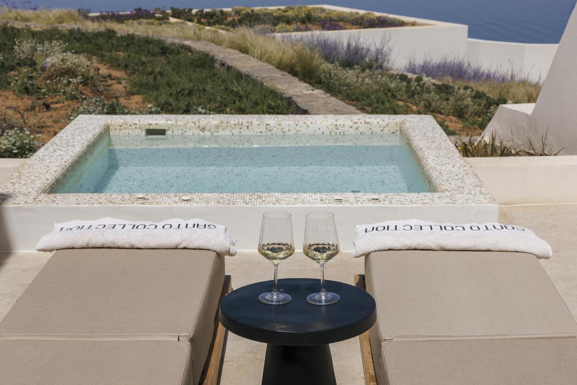 Santo Mine Oia Suites Bagian luar foto