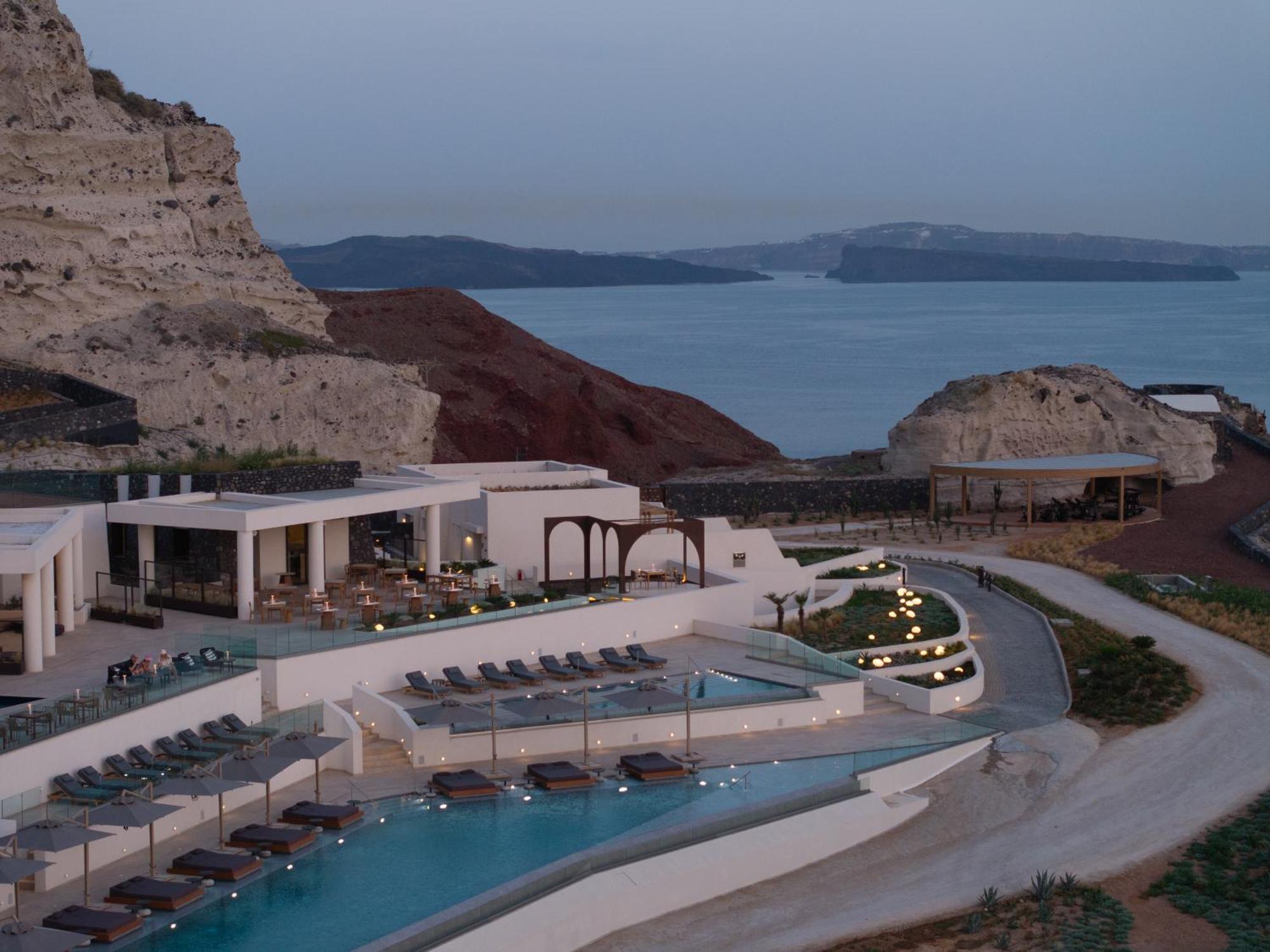 Santo Mine Oia Suites Bagian luar foto