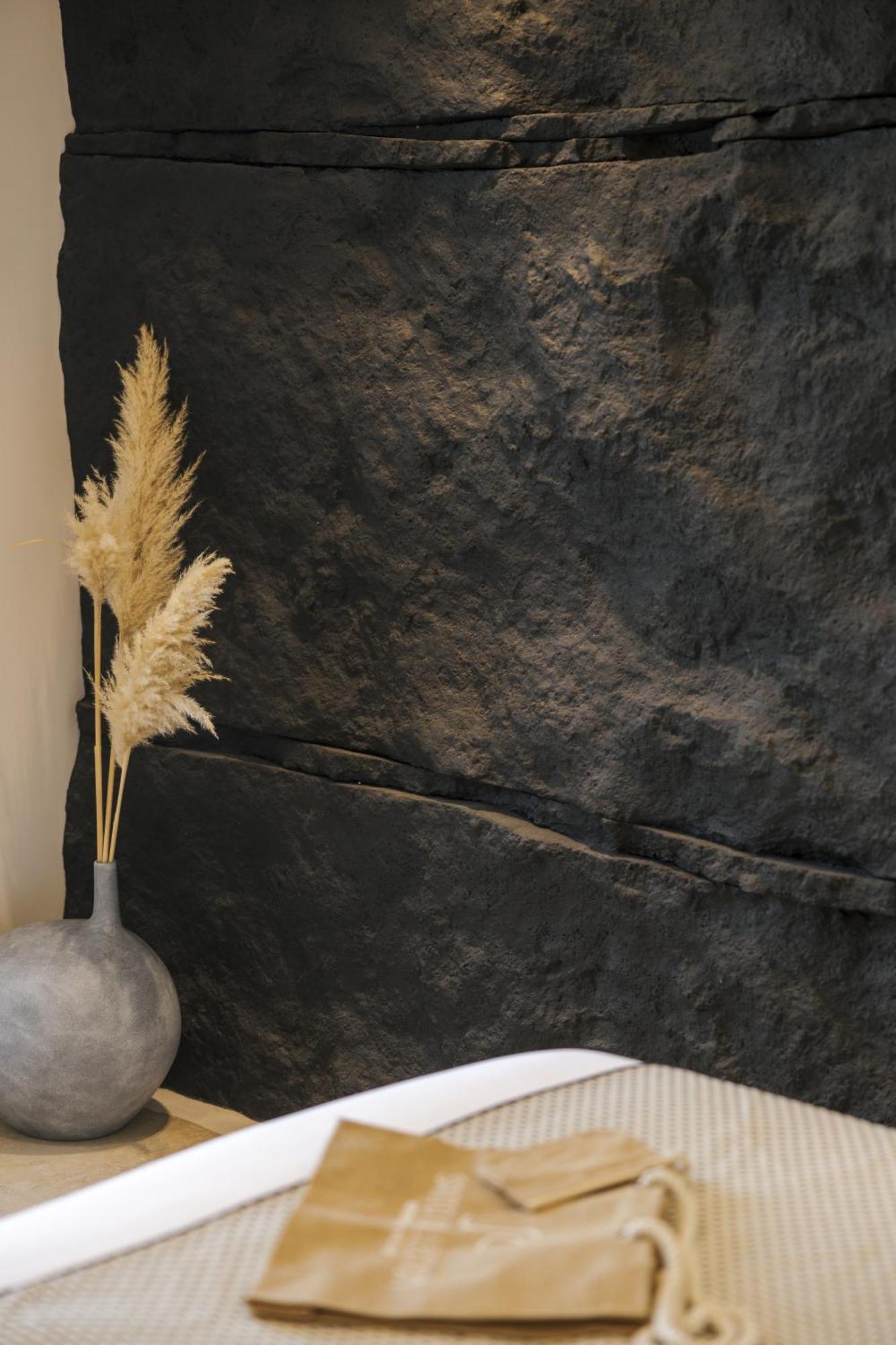 Santo Mine Oia Suites Bagian luar foto